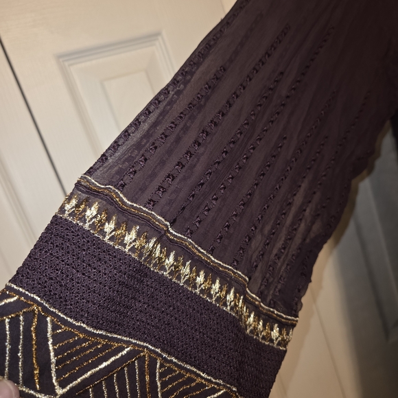 Elegant Purple Embroidered Women's Top - Picture 4 of 8